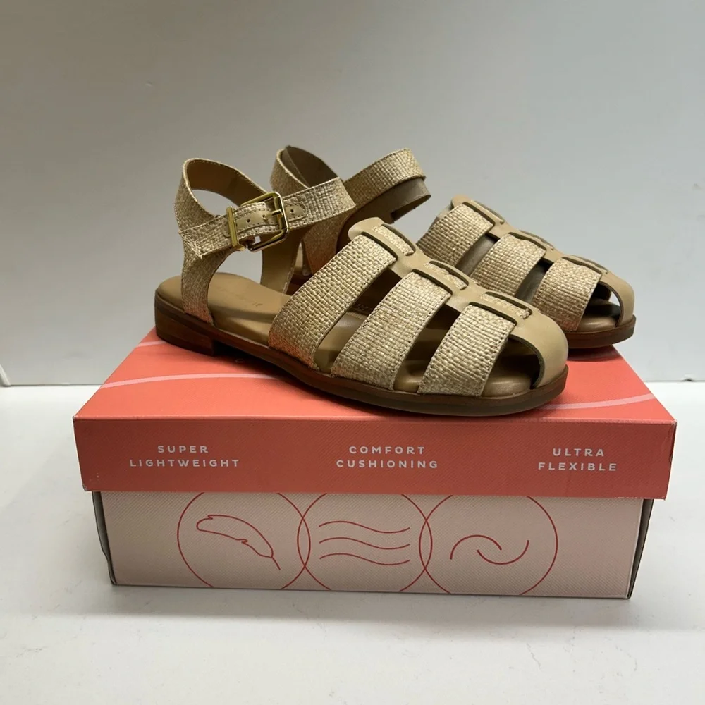 Easy Spirit Women's Beige Sandals Size 8‎
